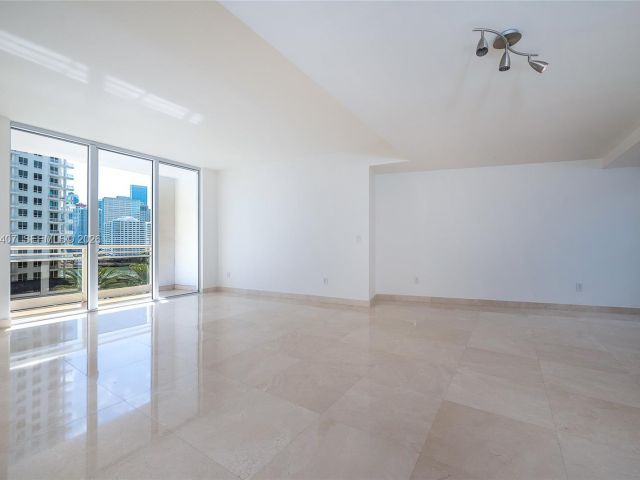 Продажа квартиры #901 - фото 7471739