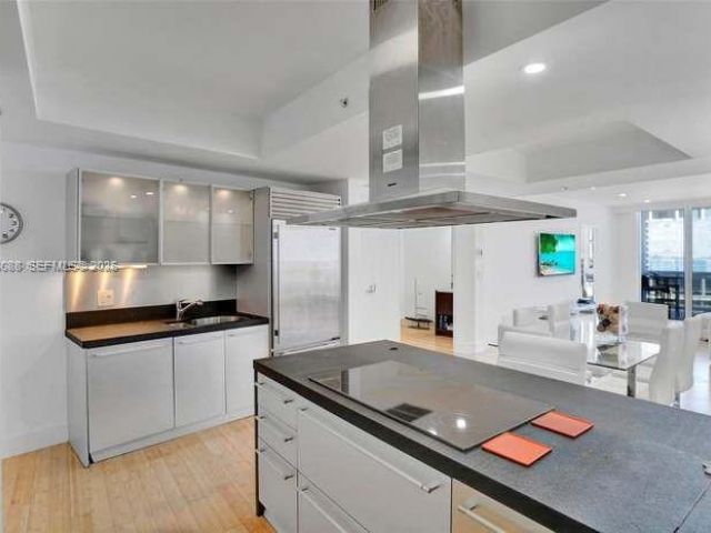 Продажа квартиры #1202 - фото 7496622