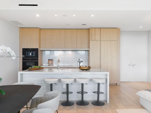 Продажа квартиры #404 - фото 7506130