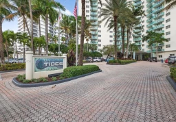 Квартира #4R