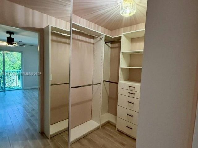 Продажа дома по адресу 1035 NW 2nd Ave - фото 7483170