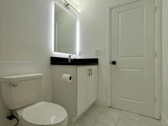 Продажа дома по адресу 1035 NW 2nd Ave - фото 7483171