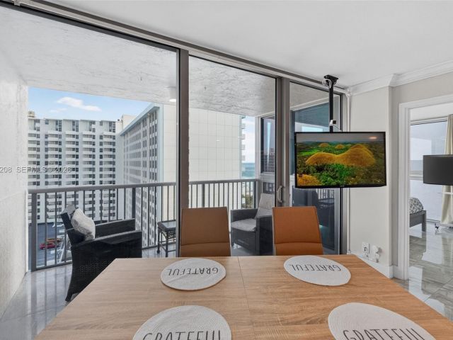 Продажа квартиры #1407 - фото 7526843