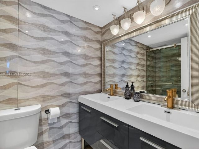 Продажа квартиры #1407 - фото 7526850