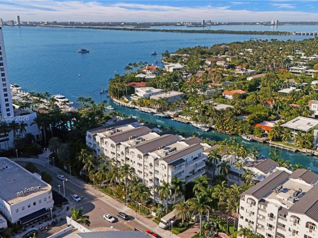 Продажа дома по адресу 1415 Sunset Harbour Dr 202 - фото 7468263