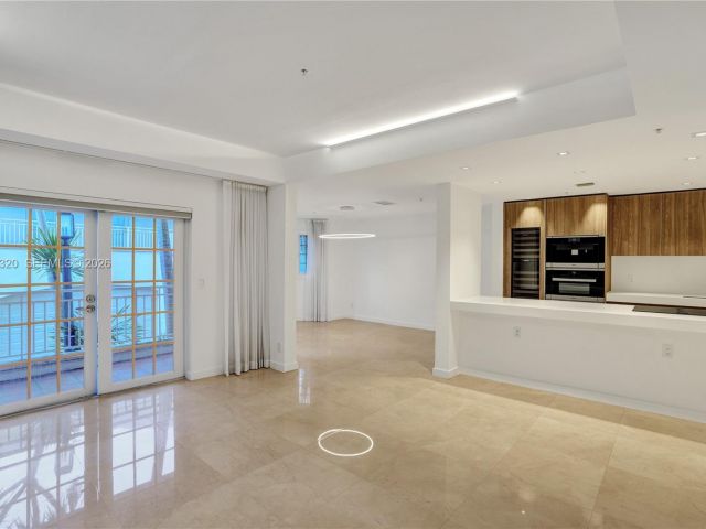 Продажа дома по адресу 1415 Sunset Harbour Dr 202 - фото 7468267