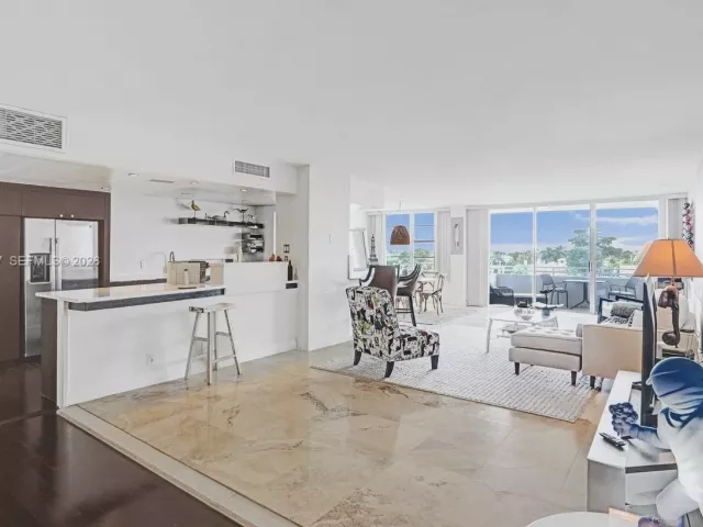 Продажа квартиры #5L - фото 7504971