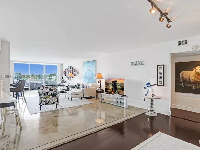 Продажа квартиры #5L - фото 7504979