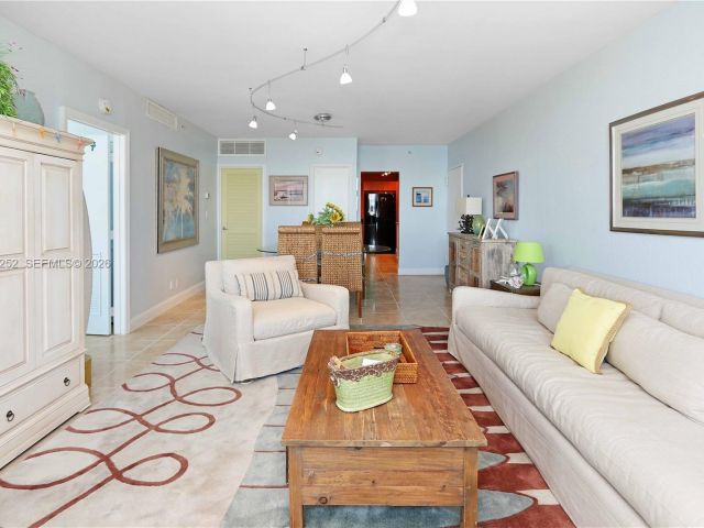 Продажа квартиры #411 - фото 7466748