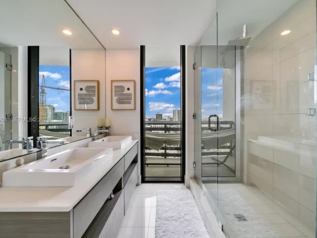 Продажа квартиры #1901 - фото 7536360