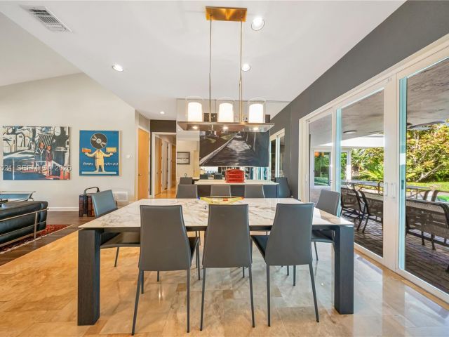 Продажа дома по адресу 10101 SW 145th St - фото 7463895