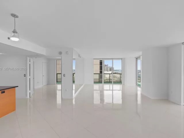 Продажа квартиры #1902 - фото 7461737