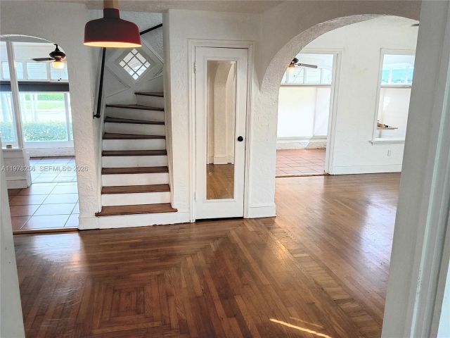 Дом в аренду по адресу 2346 SW 20th St - фото 7516734