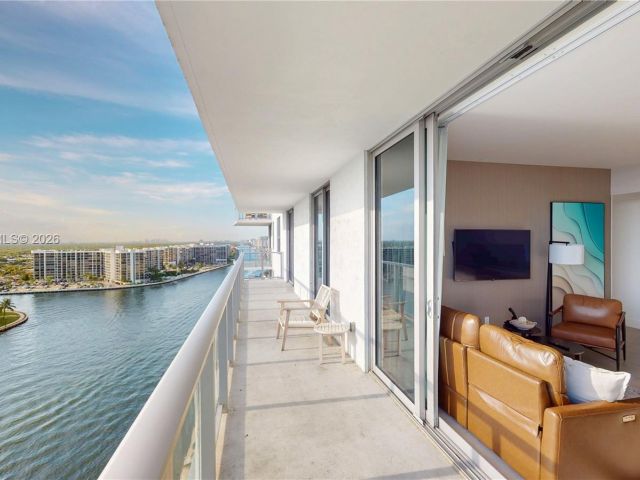 Продажа квартиры #R1004 - фото 7535695