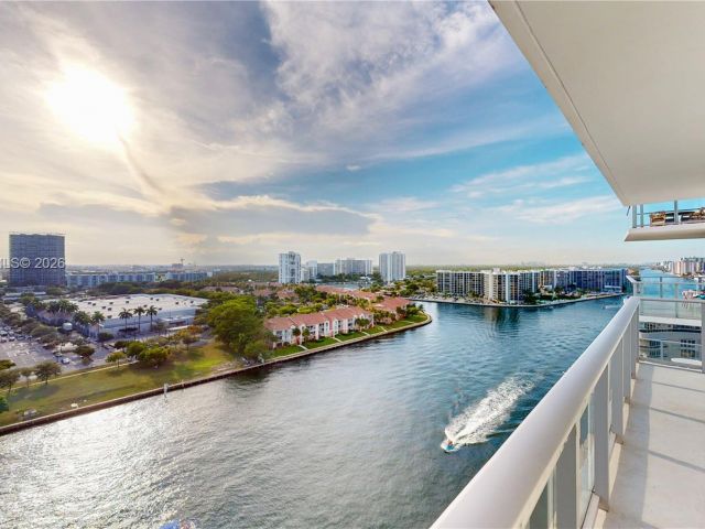 Продажа квартиры #R1004 - фото 7535698