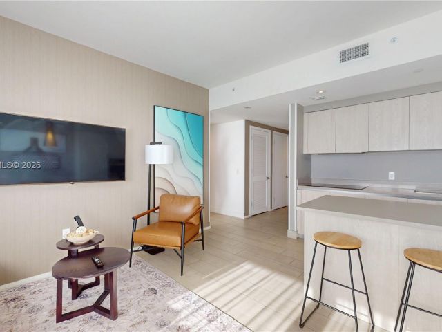 Продажа квартиры #R1004 - фото 7535700