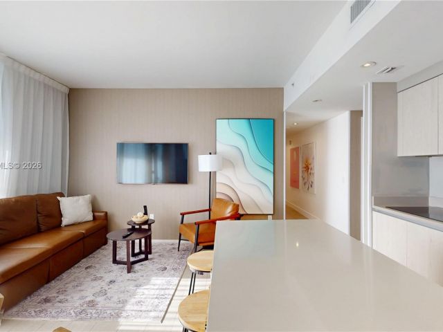 Продажа квартиры #R1004 - фото 7535705