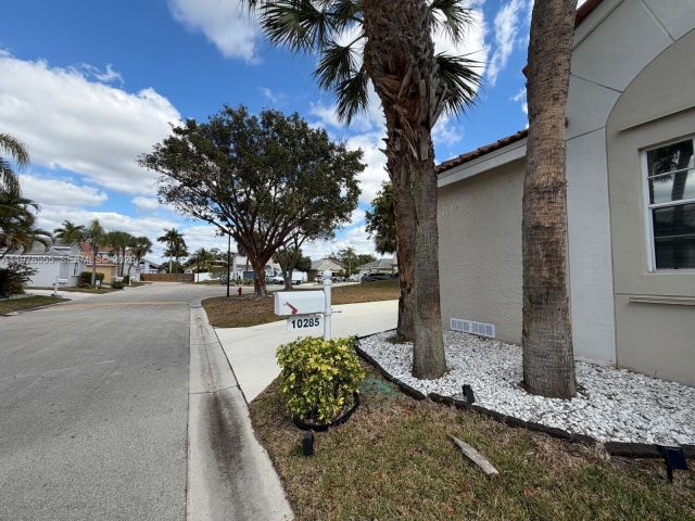 Продажа дома по адресу 10285 Allegro Dr - фото 7453412