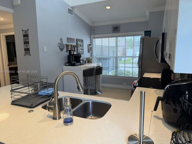 Продажа дома по адресу 10285 Allegro Dr - фото 7453422