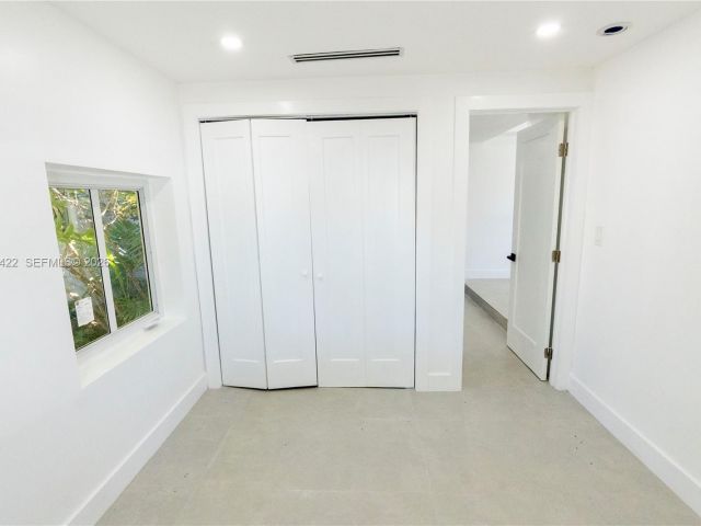 Продажа дома по адресу 905 Tangier St - фото 7471155