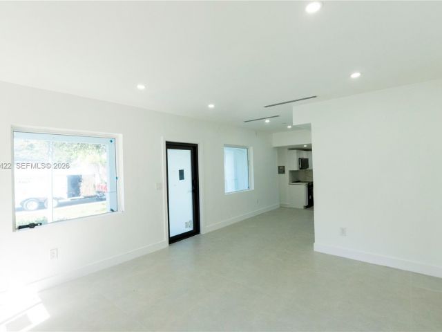 Продажа дома по адресу 905 Tangier St - фото 7471161