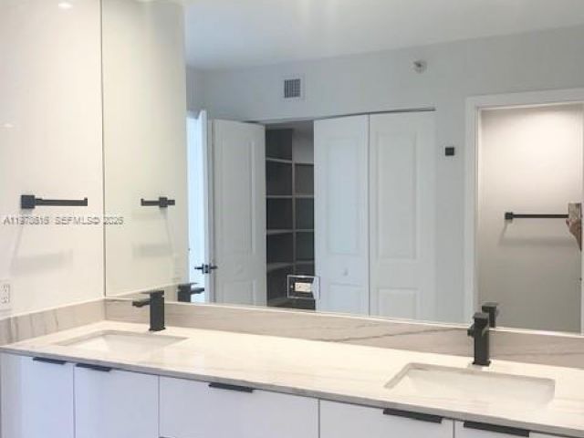 Квартира в аренду номер702 - фото 7531044