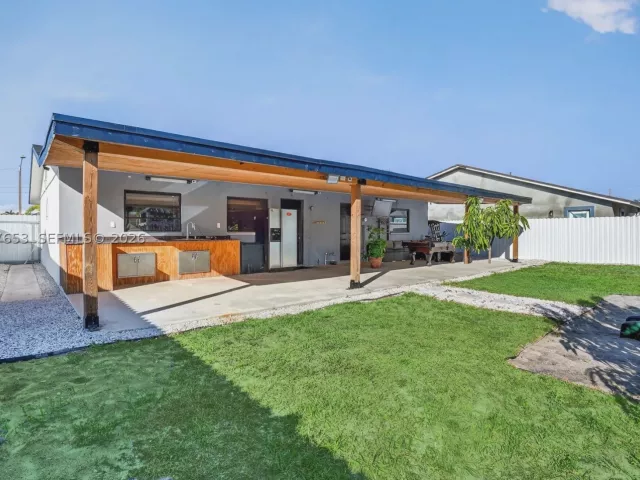 Продажа дома по адресу 1318 13th St - фото 9091973