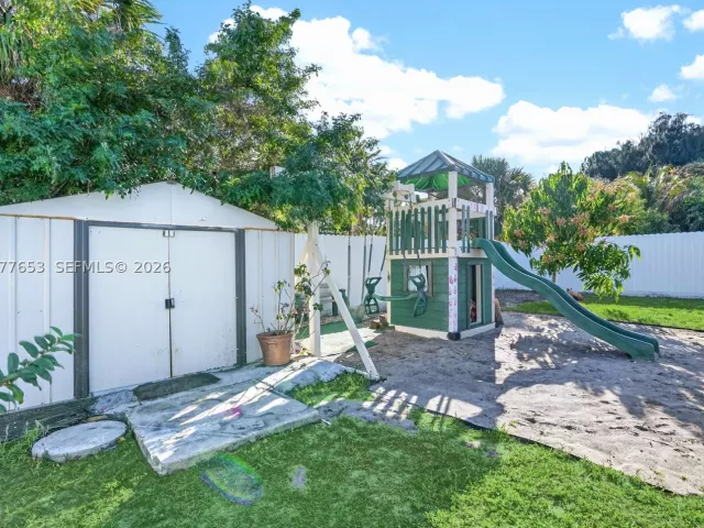 Продажа дома по адресу 1318 13th St - фото 9091977