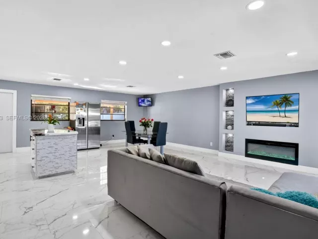 Продажа дома по адресу 1318 13th St - фото 7451260