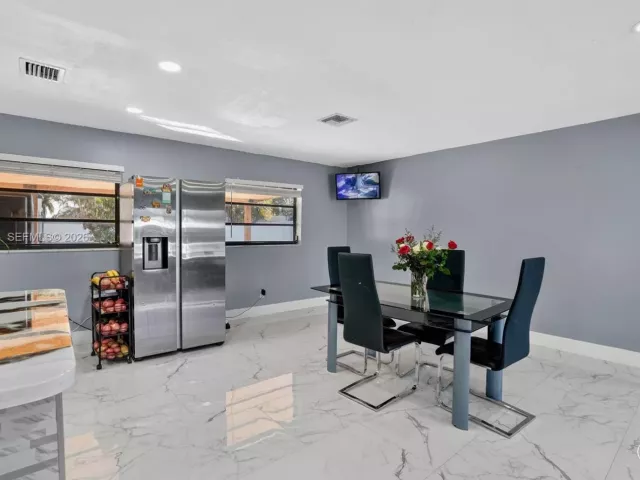 Продажа дома по адресу 1318 13th St - фото 7451262