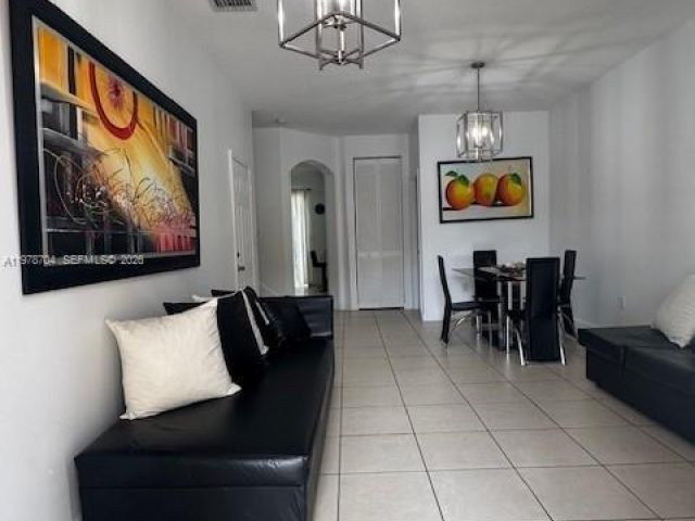 Продажа дома по адресу 12923 SW 135th Ter - фото 7515736