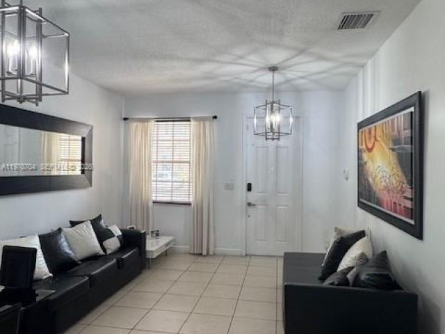 Продажа дома по адресу 12923 SW 135th Ter - фото 7515737