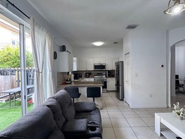 Продажа дома по адресу 12923 SW 135th Ter - фото 7515741