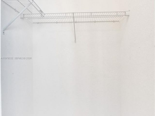 Продажа дома по адресу 1609 SW 28th St - фото 7534861