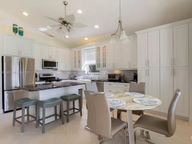 Продажа дома по адресу 2675 Clipper Cir - фото 7451247