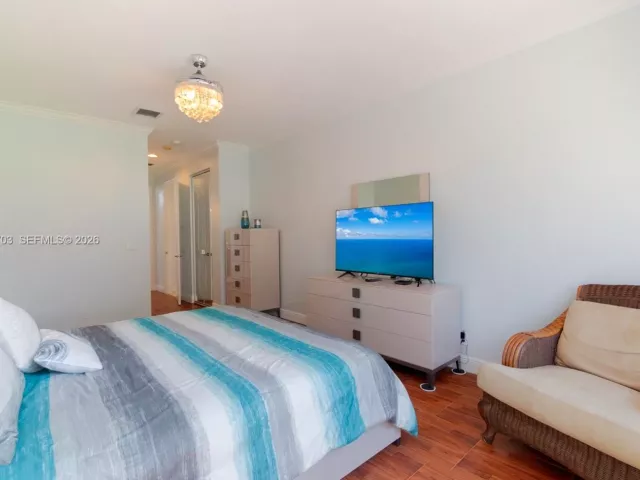 Продажа дома по адресу 2675 Clipper Cir - фото 7451253