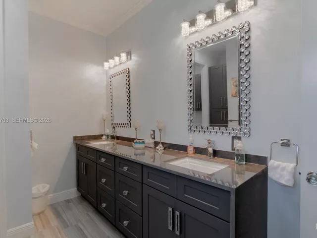 Продажа дома по адресу 2675 Clipper Cir - фото 7451257