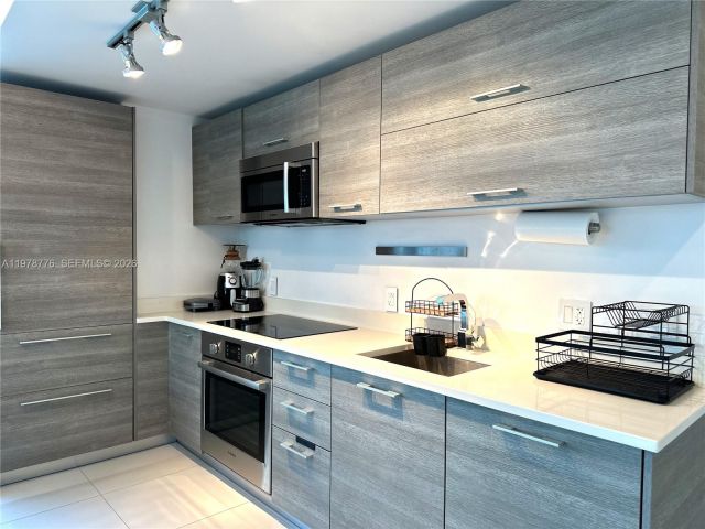 Продажа квартиры #2108 - фото 7494674