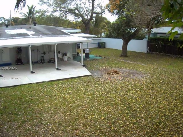 Продажа дома по адресу 204 SW 7th Ave - фото 7462046