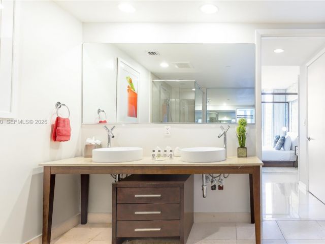 Продажа квартиры #4702 - фото 7514232