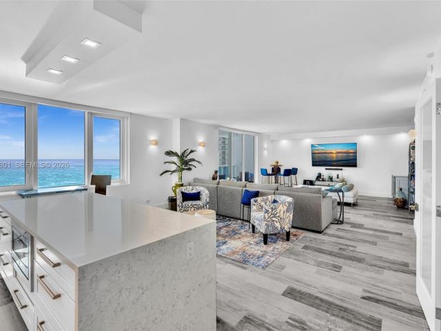 Продажа квартиры #1041/42 - фото 7510160