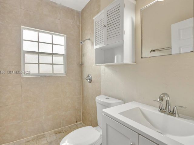 Дом в аренду по адресу 630 33rd St 0 - фото 7451230