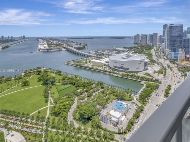 Квартира в аренду номер4002 - фото 7483809