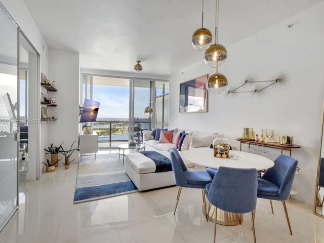 Квартира в аренду номер4002 - фото 7483819