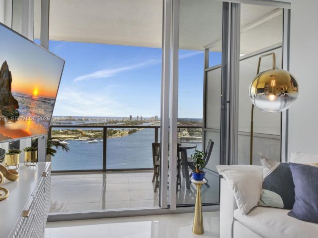 Квартира в аренду номер4002 - фото 7483821