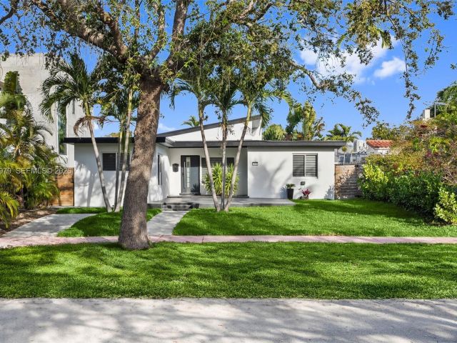 Дом в аренду по адресу 1519 Biarritz Dr (avail ASAP) - фото 7468726