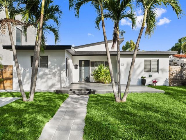 Дом в аренду по адресу 1519 Biarritz Dr (avail ASAP) - фото 7468728