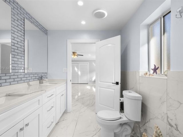 Дом в аренду по адресу 1519 Biarritz Dr (avail ASAP) - фото 7468744