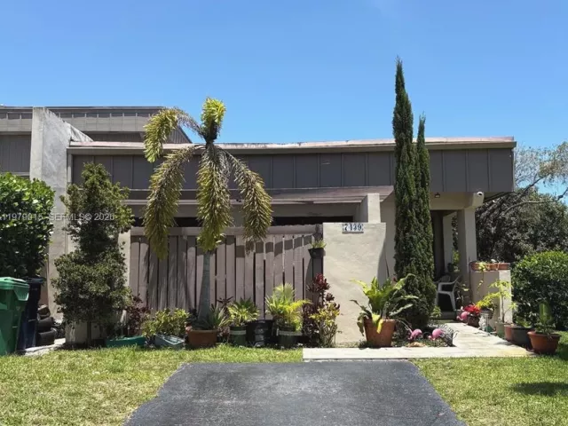 Продажа дома по адресу 7439 SW 106th Ct - фото 7650922