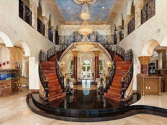 Продажа дома по адресу 21579 Cartagena Dr - фото 7453374